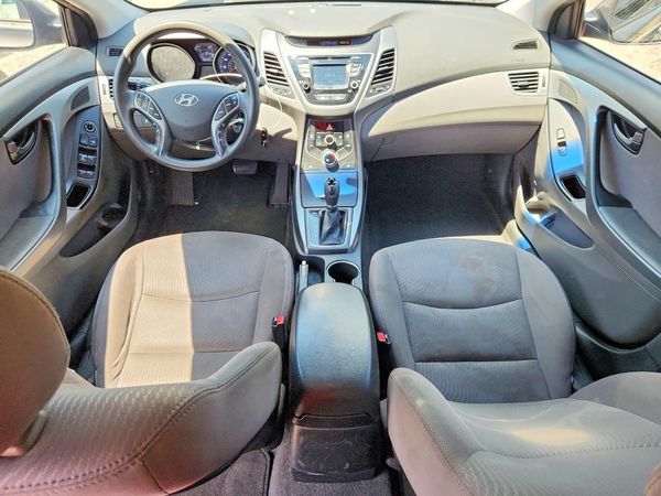 2014 HYUNDAI ELANTRA GLS(Middle)