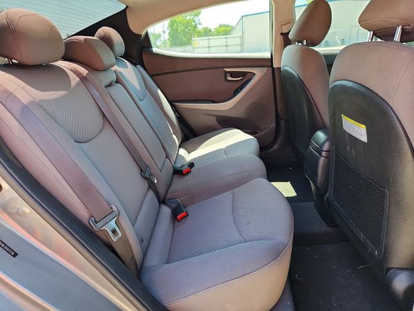 2014 HYUNDAI ELANTRA GLS(Middle)