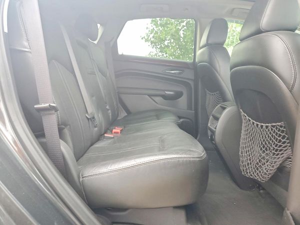 2016 CADILLAC SRX Luxury