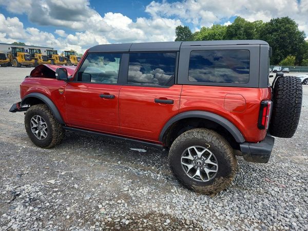 2024 FORD BRONCO Badlands