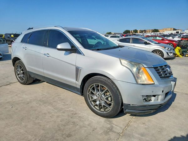 2016 CADILLAC SRX Performance