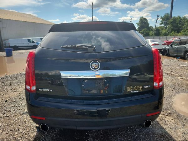 2016 CADILLAC SRX Luxury