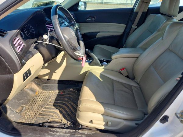 2013 ACURA ILX 20 TECH