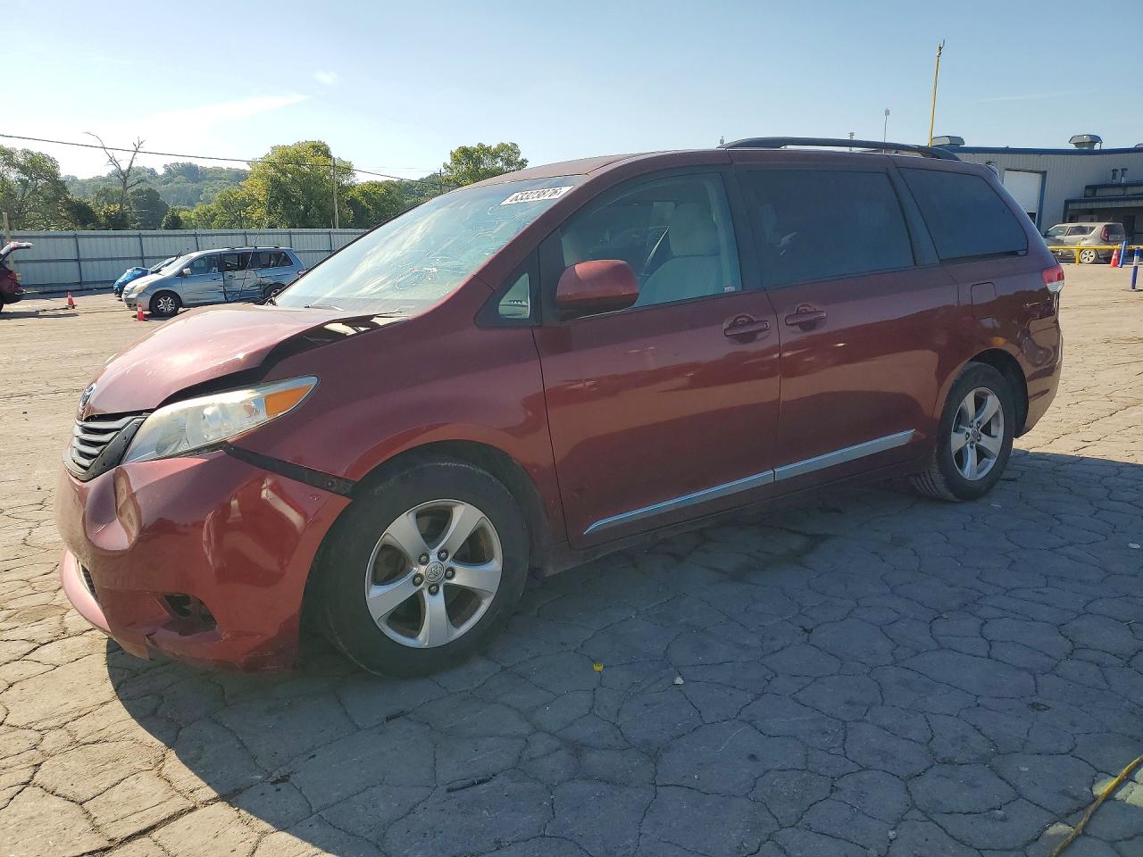 2013 TOYOTA SIENNA