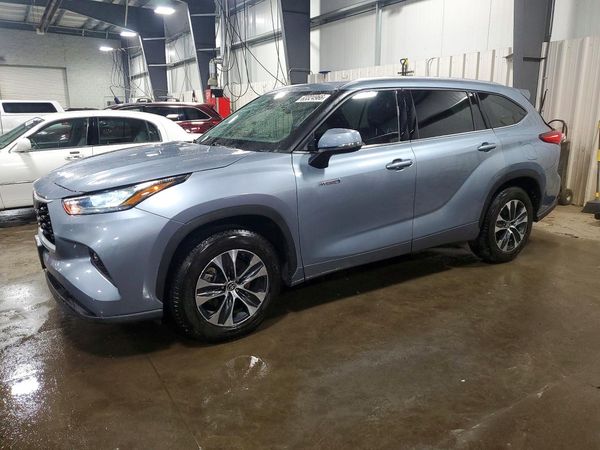 2020 TOYOTA HIGHLANDER XLE