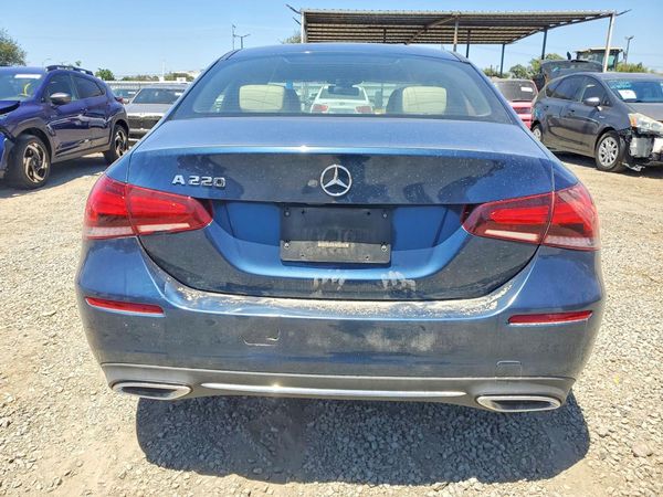 2020 MERCEDES-BENZ A A220