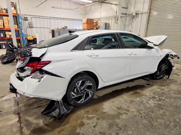 2025 HYUNDAI ELANTRA SEL Convenience — PSRA