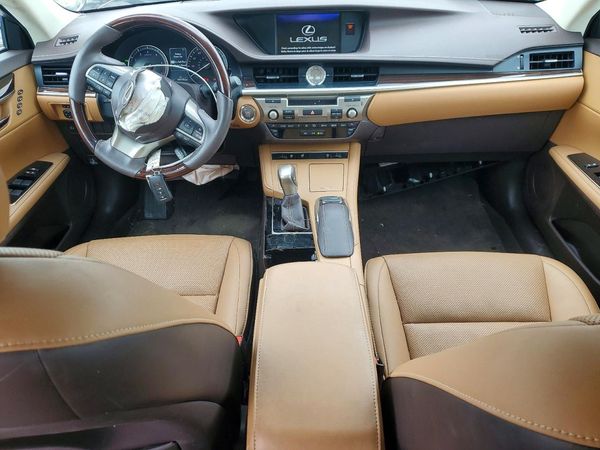 2017 LEXUS ES