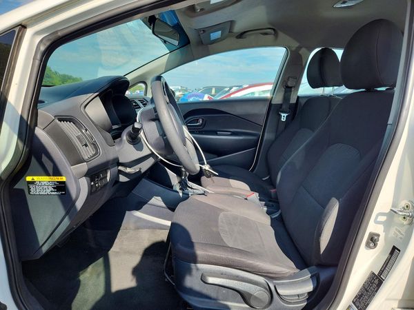 2017 KIA RIO