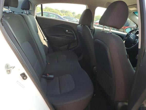 2017 KIA RIO