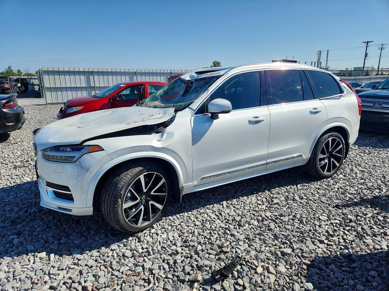 2025 VOLVO XC90 Plus Bright