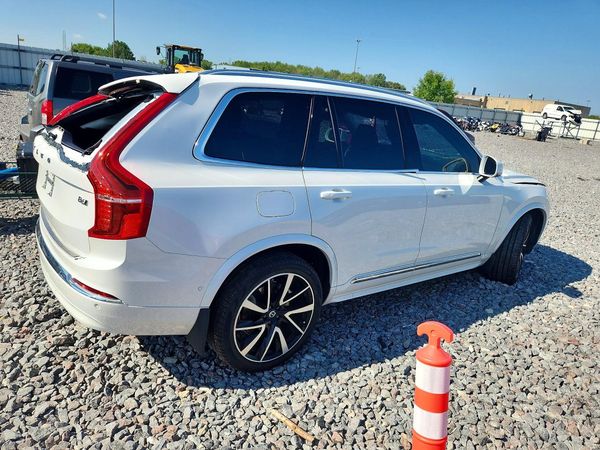 2025 VOLVO XC90 Plus Bright