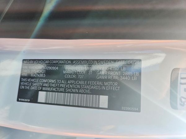 2025 VOLVO XC90 Plus Bright