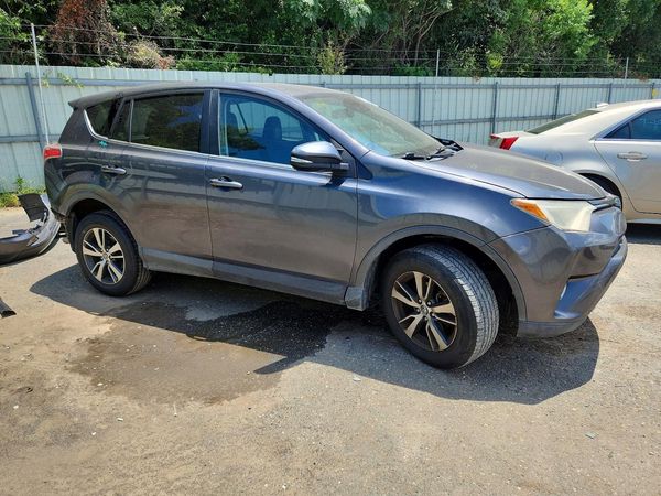 2018 TOYOTA RAV4 Adventure/XLE