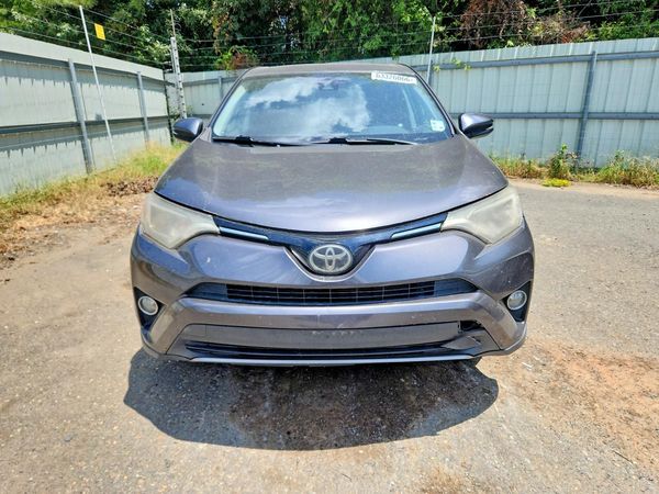 2018 TOYOTA RAV4 Adventure/XLE