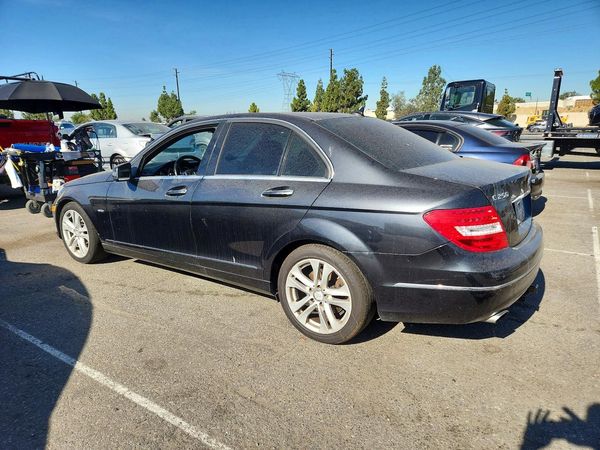 2012 MERCEDES-BENZ C C250