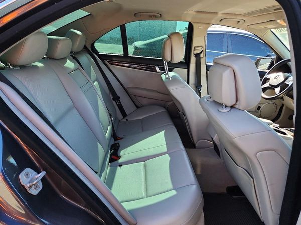 2012 MERCEDES-BENZ C C250