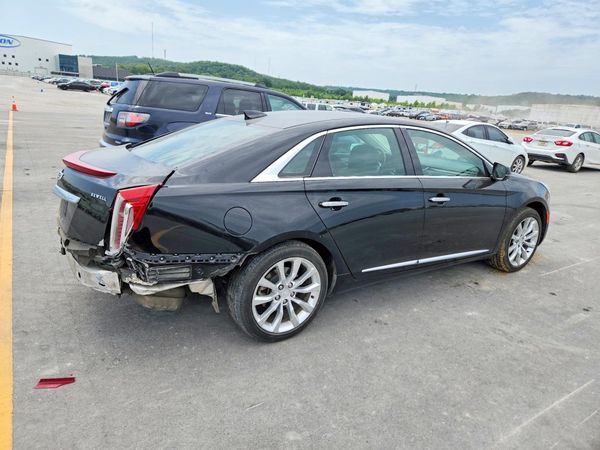 2017 CADILLAC XTS Luxury