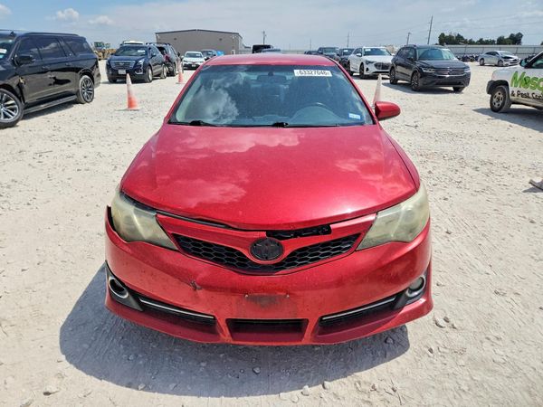 2014 TOYOTA CAMRY