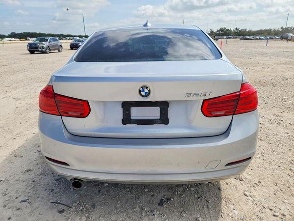 2018 BMW 320