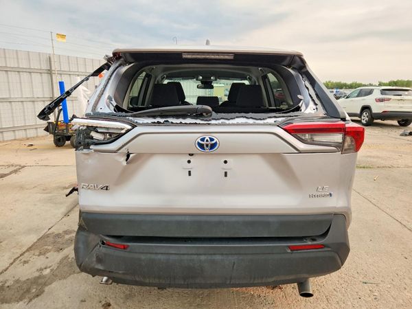 2024 TOYOTA RAV4 LE