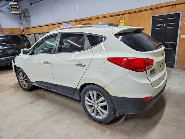2012 HYUNDAI TUCSON GLS