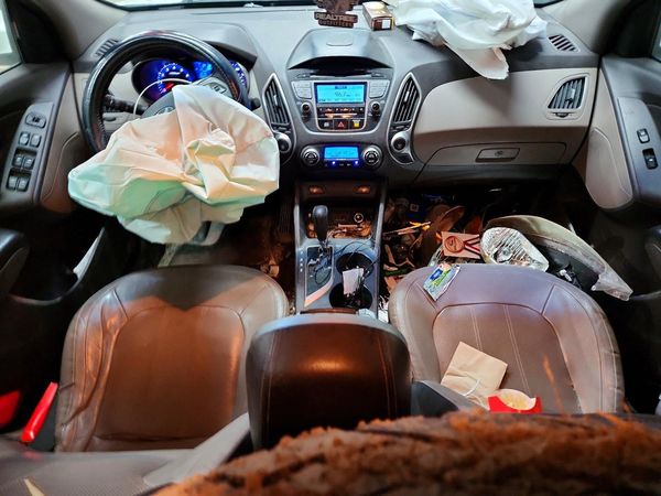 2012 HYUNDAI TUCSON GLS