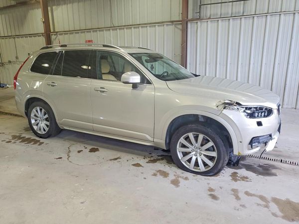 2016 VOLVO XC90 SV42 Momentum