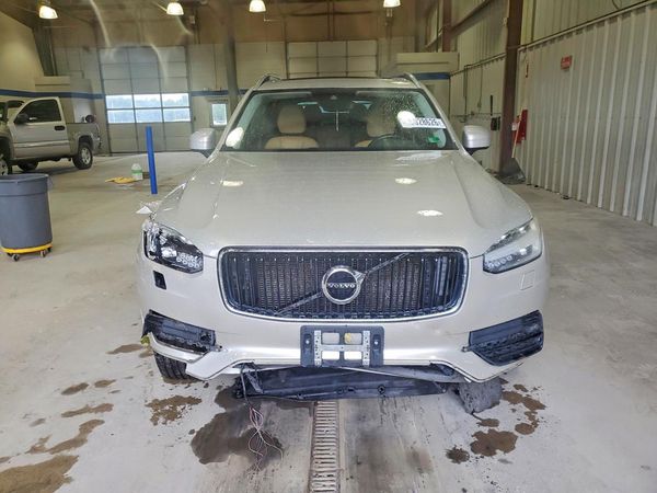 2016 VOLVO XC90 SV42 Momentum