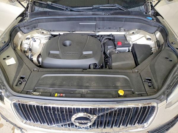 2016 VOLVO XC90 SV42 Momentum