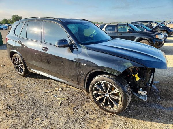 2023 BMW X5 xDrive45e