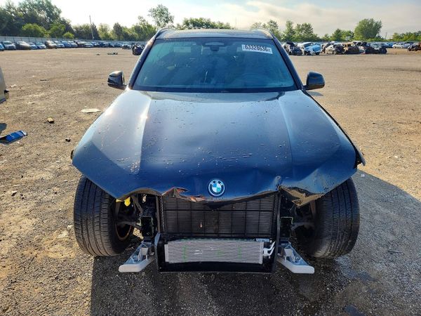 2023 BMW X5 xDrive45e