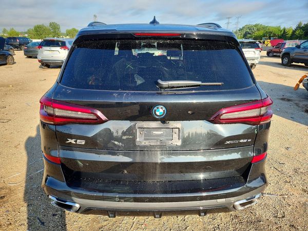 2023 BMW X5 xDrive45e