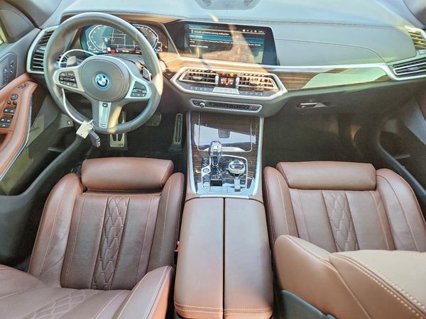 2023 BMW X5 xDrive45e