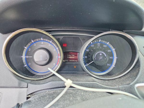 2013 HYUNDAI SONATA