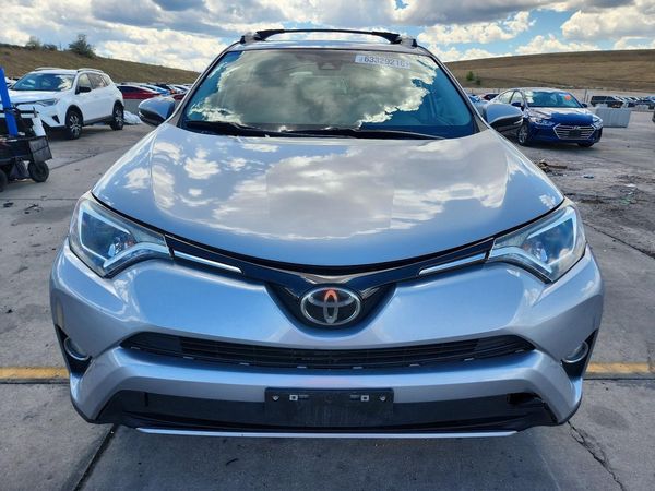 2017 TOYOTA RAV4 XLE