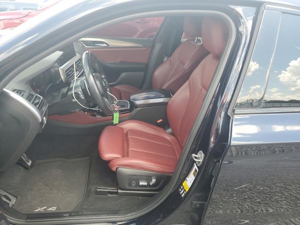 2023 BMW X4 xDrive30i