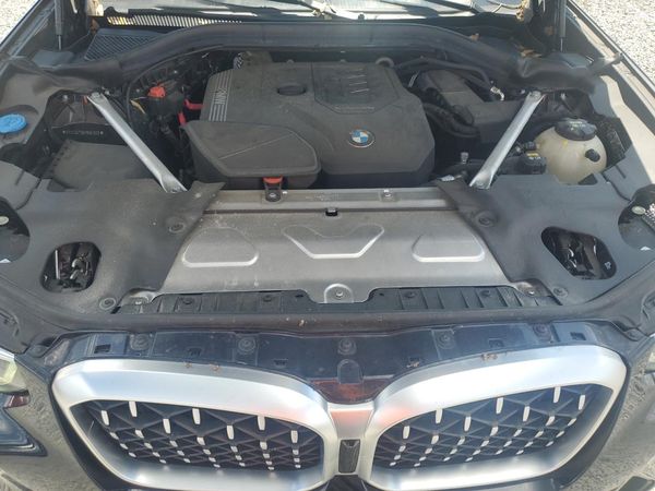 2023 BMW X4 xDrive30i