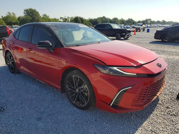 2026 TOYOTA CAMRY