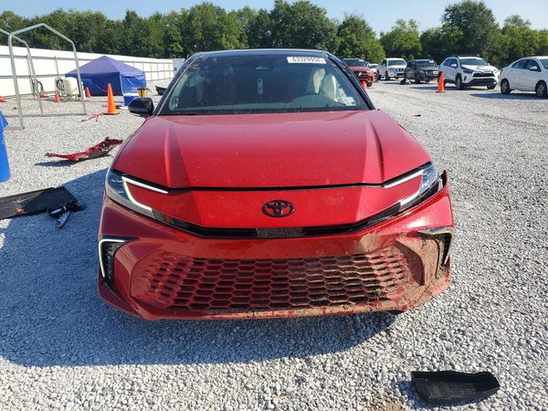 2026 TOYOTA CAMRY