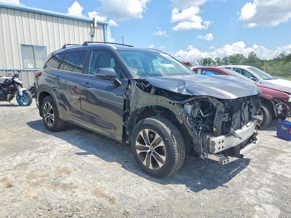 2023 TOYOTA HIGHLANDER