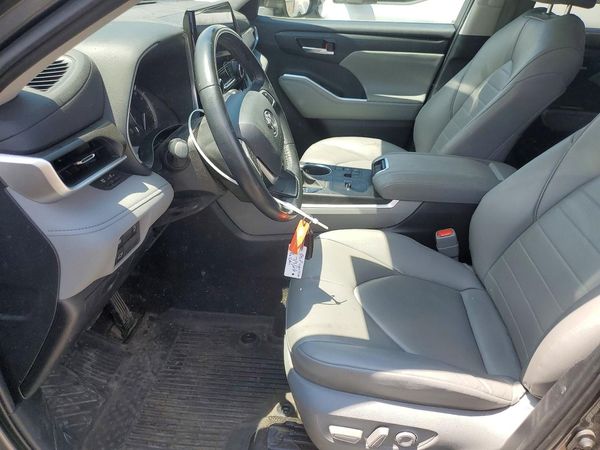 2023 TOYOTA HIGHLANDER