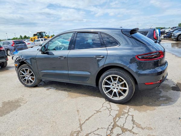2017 PORSCHE MACAN