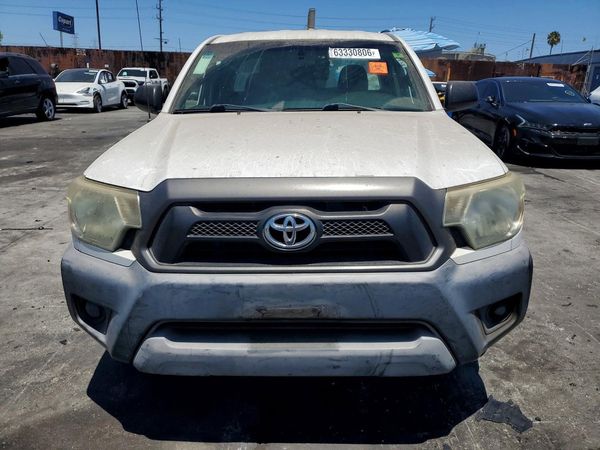 2015 TOYOTA TACOMA Delux Grade