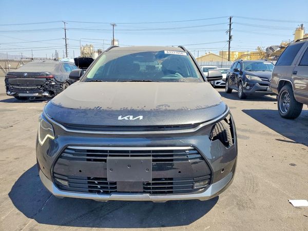 2025 KIA NIRO