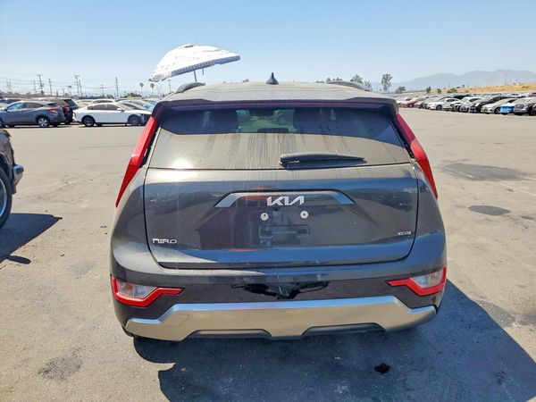 2025 KIA NIRO