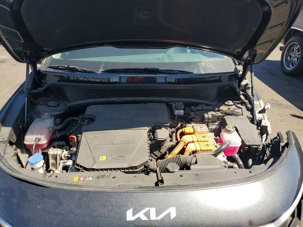 2025 KIA NIRO