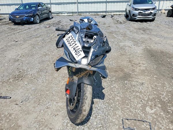 2026 BMW S