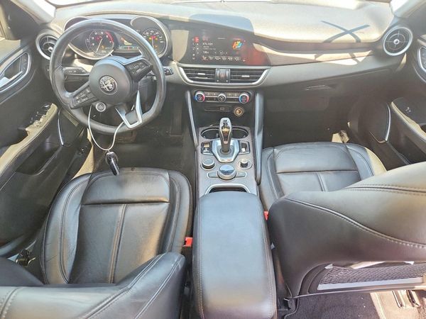 2021 ALFA ROMEO GIULIA