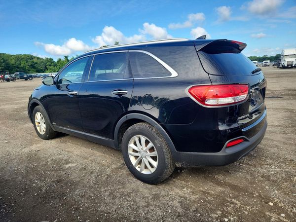 2018 KIA SORENTO L, LX